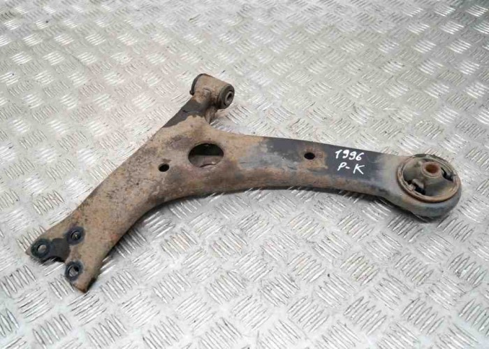 Braț inferior st&acirc;nga față TOYOTA PRIUS Hatchback _W2_ 2004