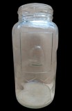 NI1075 Borcan pentru miere, capacitate 1 kg, fabricat la Turda, perioada interbelică