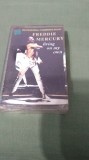 CASETA AUDIO FREDDIE MERCURY --LIVING ON MY OWN RARA!!!! ORIGINALA