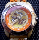 K.327 CEAS QUARTZ COPII LOONEY TUNES ACTIVE! BUGS BUNNY FOTBALIST