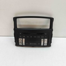 Buton player muzical MITSUBISHI PAJERO IV V8_W, V9_W 2007 OEM: 8002A256XA | 32144606