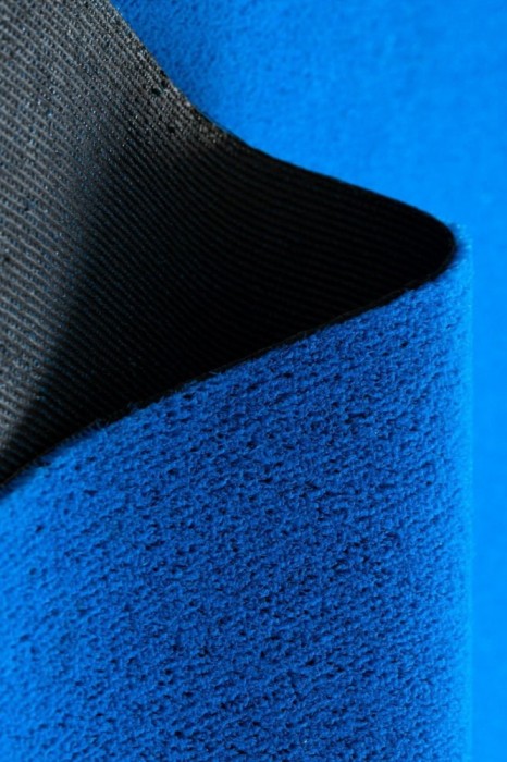 Gazon Artificial Model Flat 7, Latime 1m, Marime 100 x 200 cm, Albastru, Inaltime Fir 7 mm, Antialergic, Polipropilena, Curte, Terasa, Balcon, Piscina
