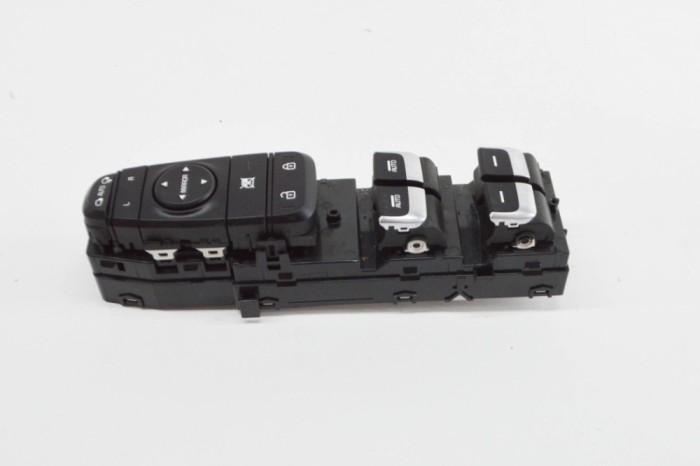 Buton geam ușă st&acirc;nga față KIA NIRO 2020 OEM: 93570-G5200 21482258