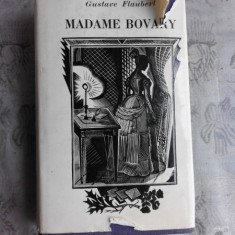 MADAME BOVARY - GUSTAVE FLAUBERT (CARTE IN LIMBA FRANCEZA)