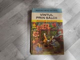 Vantul prin salcii de Kenneth Grahame