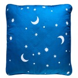 Perna matlasata antialergica &quot;Luna si Stele&quot; Coneltex, dimensiuni 40 x 40 cm, patrata, umplutura fibra siliconizata, culoare turcoaz