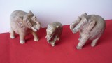 LOT DE 3 ELEFANFI SCULPTATI IN MARMURA - ROCA