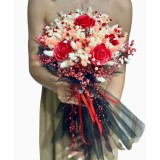 Buchet nasa cu flori naturale uscate si trandafiri , personalizabil cromatic