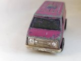 bnk jc Hot Wheels Flying Colors 1975 Super Van ( Red Line )