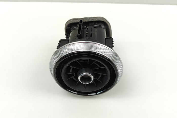 Gura de ventilație planșa de bord AUDI Q2 GA 2020 OEM: 81A820901F 30666647