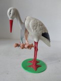 Barza cu 2 bebelusi (fetita si baiat), figurina de plastic, cap monil (Bobble Head), cca 10cm inaltime