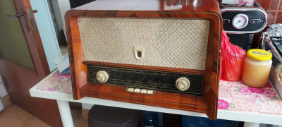 RADIO BUCURESTI S593A , DE RADIO POPULAR 1957 ,NU FUNCTIONEAZA ,PLATA IN CONT !! foto