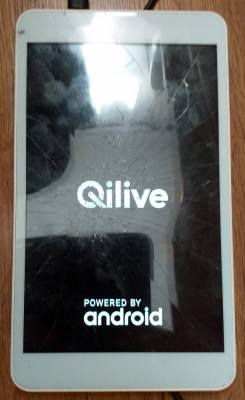 Tableta Qilive QM-7KL cu touchscreen spart foto