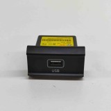USB Kia Niro 2021 OEM 96120-Q4000 Unitate Media Port Mufa Date Audio Original