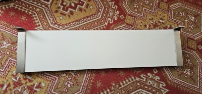 POLITA IKEA , LUNGIME 80 CM ,LATIME 19 CM , GROSIME 2 CM . foto