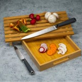 Tocator manual din bambus cu margini si tava pentru depozitat, dreptunghiular, 38x23x4 cm, Kinghoff