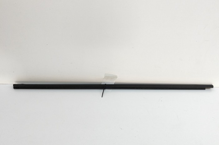 Chedar geam ușă st&acirc;nga față VW GOLF VII 5G1, BQ1, BE1, BE2 2018 OEM: 5G4837477D 29402042