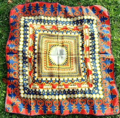 Batic / esarfa, material fin, matasos, placut la atingere, 78x74cm foto