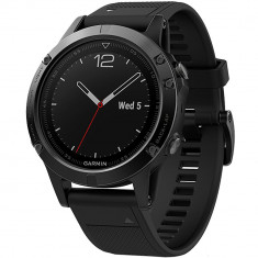 Smartwatch Fenix 5 Sapphire Edition Otel Inoxidabil Negru foto