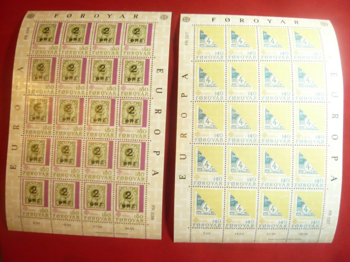 2 Blocuri Feroe 1979 cu seria Sarbatoarea Postei ,20+20 valori