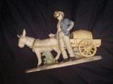 BIBELOU VECHI ,,NEGUSTOR DE VIN,,-portelan fin-NEGUSTOR CU CARUL TRAS DE MAGAR,Made in Romania-bibelou vintage