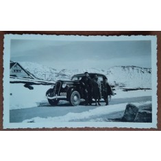 Fotografie, Geo Litarczek, parintele radiologiei romanesti impreuna cu parintii la Edelweisspitze cata 2597, 1935