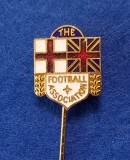 Insigna fotbal - Federatia de Fotbal din ANGLIA (fabricant John Taylor &amp; co)