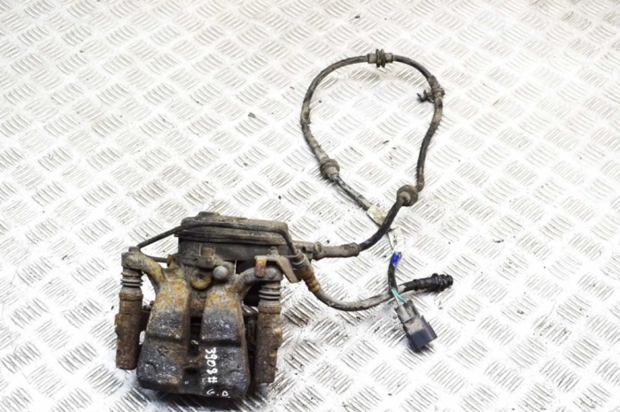 Etrier de fr&acirc;nă dreapta spate JEEP CHEROKEE KL 2015 OEM: 68225310AA,68526658AA 17930805