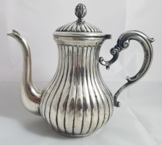 Superb mic ceainic/vas pentru lapte vechi din argint - art nouveau