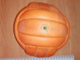 Cumpara ieftin MINGE HANDBAL VINTAGE DIN PIELE NATURALA / RSR -NEFOLOSITA