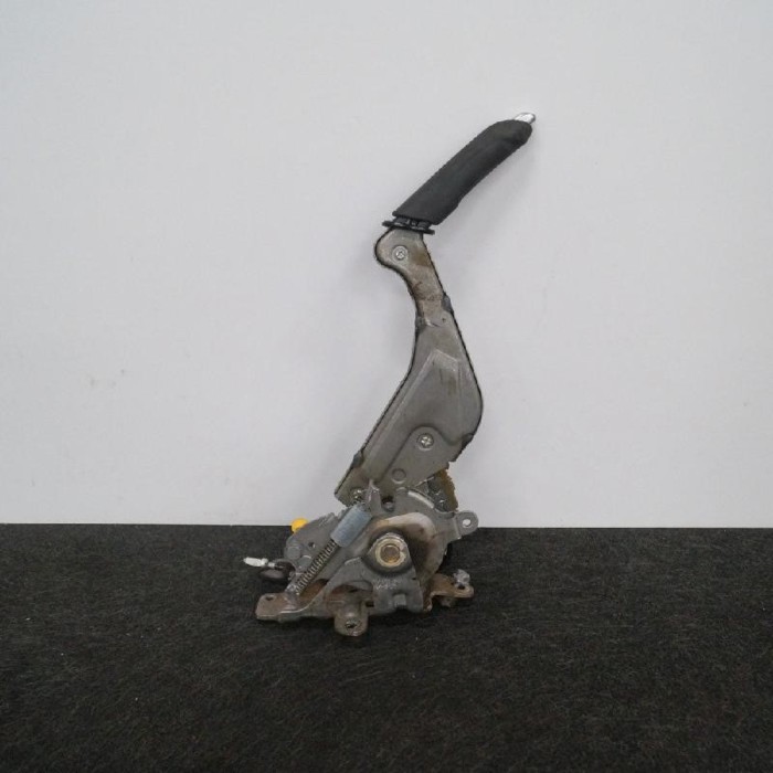 M&acirc;ner fr&acirc;nă de m&acirc;nă PEUGEOT 508 SW 2012 OEM: 98043969ZE 2751632