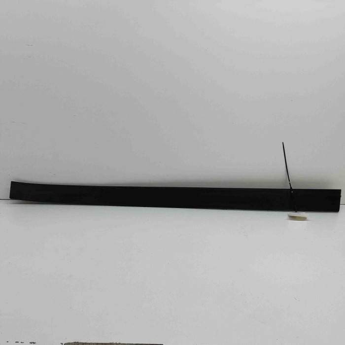 Bandou inferior ușă st&acirc;nga față TESLA MODEL X 2016 OEM: 1035119-00-D