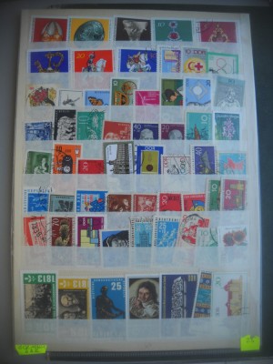 HOPCT LOT NR 48 GERMANIA DDR ,-ETC-110 TIMBRE STAMPILATE foto