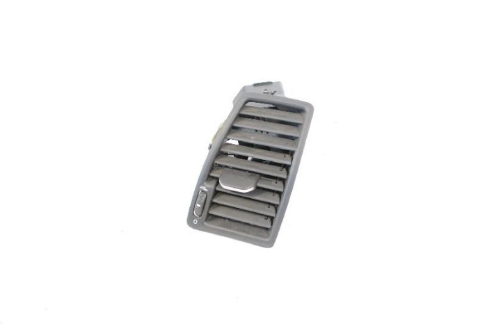 Gura de ventilație planșa de bord VOLVO XC90 I 2010 OEM: 3409399 3877335