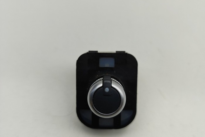 Comutator de reglare oglinda AUDI A3 Limousine 8VS, 8VM 2018 OEM: 8V0959565M 30812099