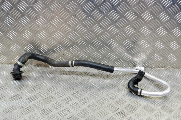 Furtun de lichid de răcire MERCEDES-BENZ E W213 2017 OEM: A2058302902 13660024