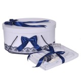 Set trusou botez si cutie trusou, dantela si fundite, decor Bleumarin, Denikos&reg;