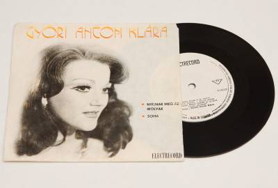 Gyori Anton Klara &amp;lrm;&amp;ndash; Nyilnak Meg Az Ibolyak / Soha - disc vinyl vinil mic 7&amp;quot; foto