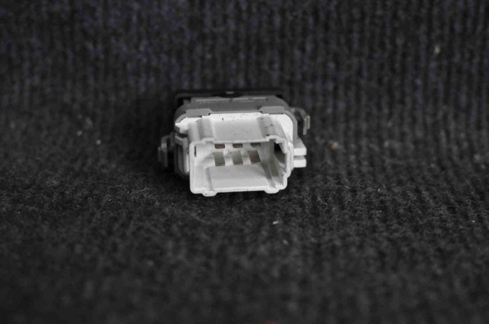 Alt modul de control NISSAN QASHQAI / QASHQAI +2 I J10, JJ10 2007 OEM: 21000A 1518361