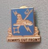 QW9 N5 93 - insigna - tematica militara - Always out front - Armata USA, America de Nord