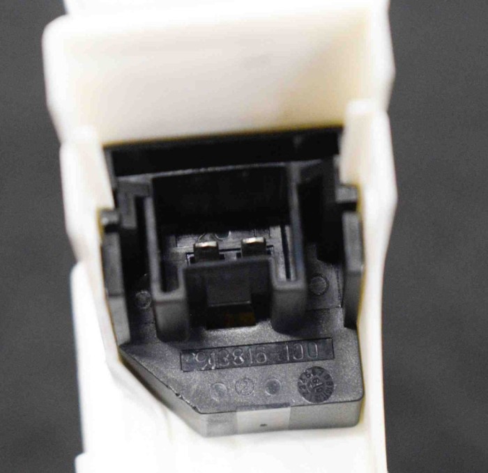 Motor macara geam ușă st&acirc;nga față AUDI A6 Avant 4F5, C6 2010 OEM: 8K0959801A 3665623