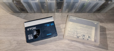 50 bucati casete video MiniDV - inregistrate - tdk - sony 60 minute foto