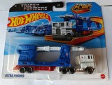 Macheta Hot Wheels - Transformers Ultra Magnus camion 1/64, 1:64