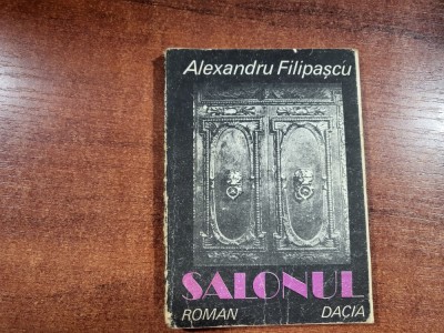 Salonul de Alexandru Filipascu foto