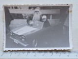Cumpara ieftin Fotografie vintage Moș Crăciun și copil &icirc;n mașinuță cu pedale &ndash; cca 1965