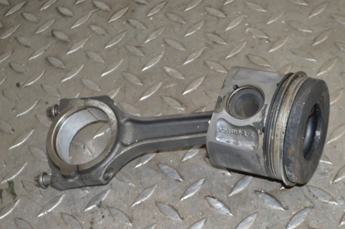 Piston FORD TRANSIT Furgon 2010 OEM: 9C1Q6110-A-AH268X 12319374