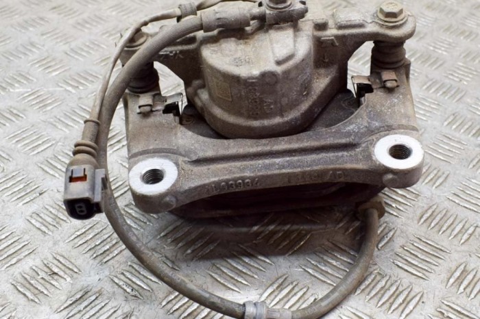 Etrier de fr&acirc;nă dreapta față VW ID.3 E11 2021 OEM: 1EA615124 20346674