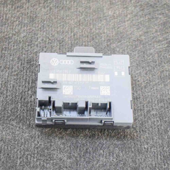 Modul de control ușă st&acirc;nga spate AUDI Q7 4L 2013 OEM: 4F0959795P 10885251