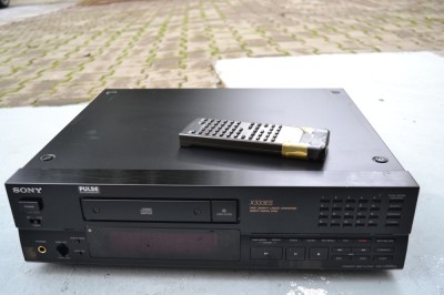 CD player Sony CDP X 333 ES cu Telecomanda foto