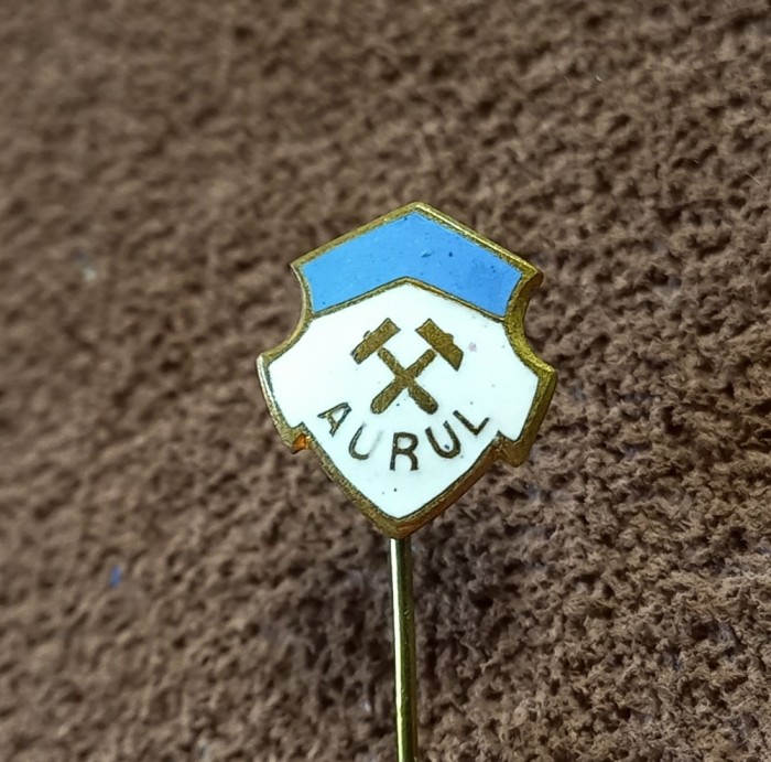 Insigna fotbal - &quot;AURUL&quot; BRAD (varianta 2)